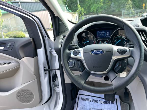 2014 Ford Escape SE - - by dealer - vehicle automotive for sale in Raleigh, NC – photo 19