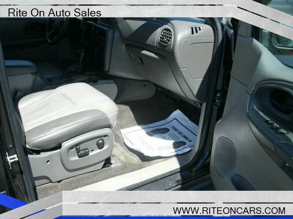 2004 CHEVY TRAILBLAZER EXT LT,THIRD ROW SEAT, FINANCING AVAILABLE!!! for sale in Detroit, MI – photo 11