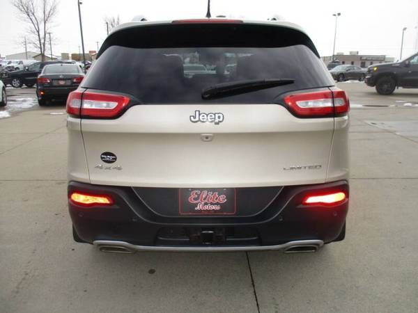 2015 Jeep Cherokee Limited, 4x4, leather, Nav, Sun, Adaptive Cruise... for sale in Fargo, ND – photo 7