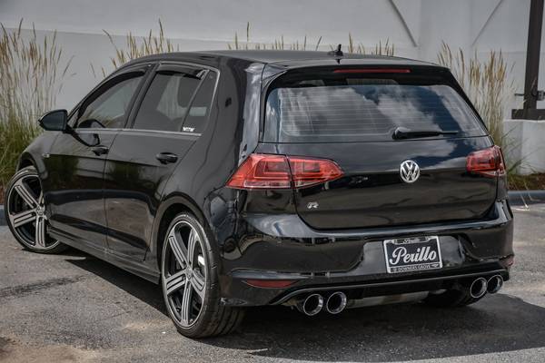 2015 VW Volkswagen Golf R hatchback Deep Black Pearl for sale in Downers Grove, IL – photo 7