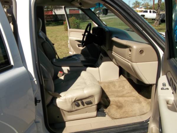 2002 Chevy Suburban LT Leather - cars & trucks - by dealer - vehicle... for sale in Victoria, TX – photo 5