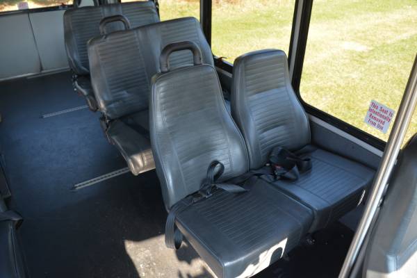 2014 Ford Shuttle Buses - cars & trucks - by dealer - vehicle... for sale in Crystal Lake, IL – photo 9