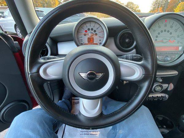 2009 MINI Cooper Base 100% CREDIT APPROVAL! for sale in Albany, NY – photo 17