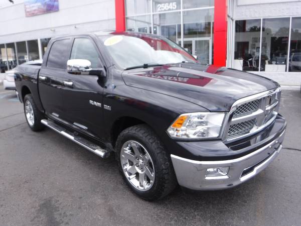 2010 DODGE RAM LARAMIE**SUPER CLEAN**LOW MILES**FINANCING AVAILABLE** for sale in redford, MI – photo 2