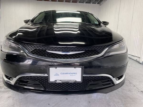 2015 Chrysler 200 - CLEAN TITLE & CARFAX SERVICE HISTORY! - cars & for sale in Milwaukie, OR – photo 5