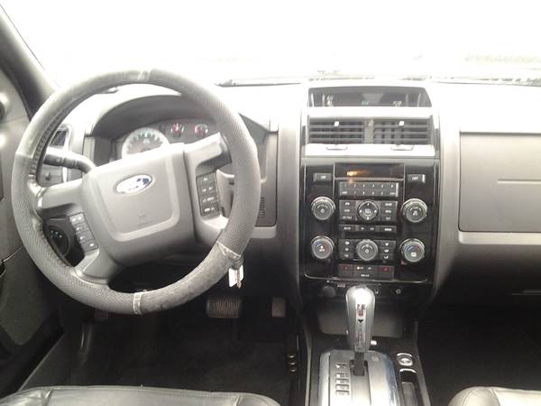 2010 Ford Escape XLT Limited AWD - cars & trucks - by dealer -... for sale in Bausman, PA – photo 11