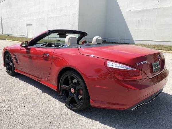 2013 Mercedes-Benz SL-Class SL 550 HARD TOP CONVERTIBLE RED/LIGHT for sale in Sarasota, FL – photo 22