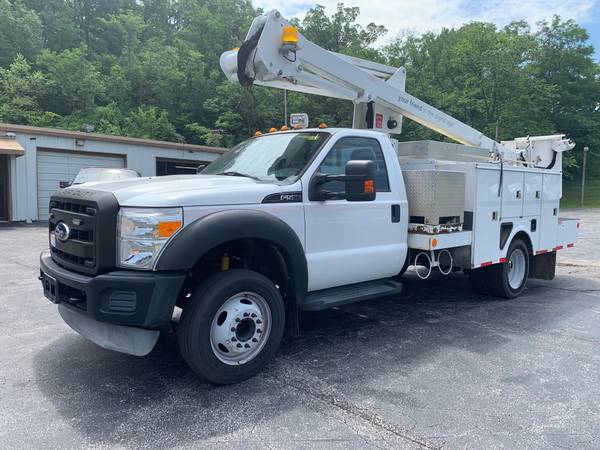 Bucket Utility Trucks - 2012 Ford F-550 - LOW MILES for sale in Kimmswick, MN – photo 6