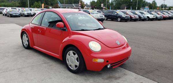 LOW MILES!! 1998 Volkswagen New Beetle 2dr Cpe Auto for sale in Chesaning, MI – photo 3