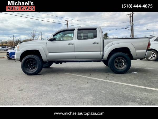 2013 Toyota Tacoma 4x4 V6 Automatic - cars & trucks - by dealer -... for sale in east greenbush, NY – photo 7