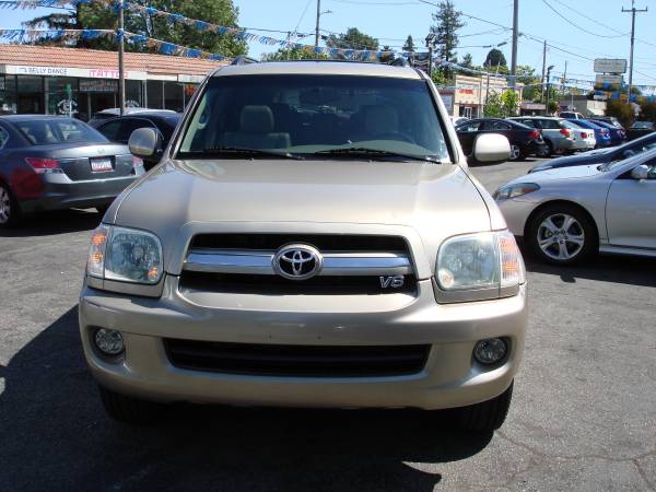 2006 TOYOTA SEQOIA LIMITED 4WD LOADED EXCELLENT for sale in Santa Cruz, CA – photo 2