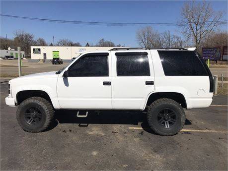 Custom 1997 GMC Yukon SLE 4WD - - by dealer - vehicle for sale in New haven, IN – photo 15