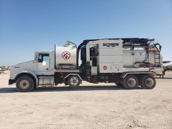 2015 Kenworth Guzzler Guzzcavator Hydro Vacuum Truck for sale in Pecos, TX – photo 4