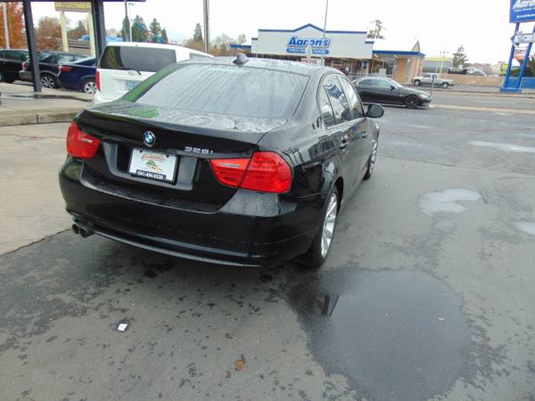 2011 bmw 328i 4 DOOR - cars & trucks - by dealer - vehicle... for sale in Medford, OR – photo 3