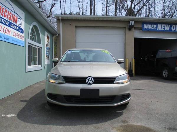 2014 Volkswagen Jetta SE PZEV 4dr Sedan 6A - - by for sale in Youngstown, OH – photo 2