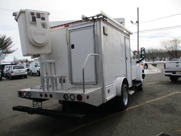 2007 Chevrolet CC4500 4500 BUCKET BOX TRUCK, 8 1L GAS, 77K - cars & for sale in South Amboy, NY – photo 3