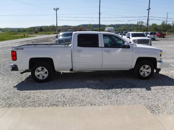 2017 Chevrolet Silverado 1500 4WD Crew Cab 153 0 LT w/1LT - cars & for sale in Other, IN – photo 2