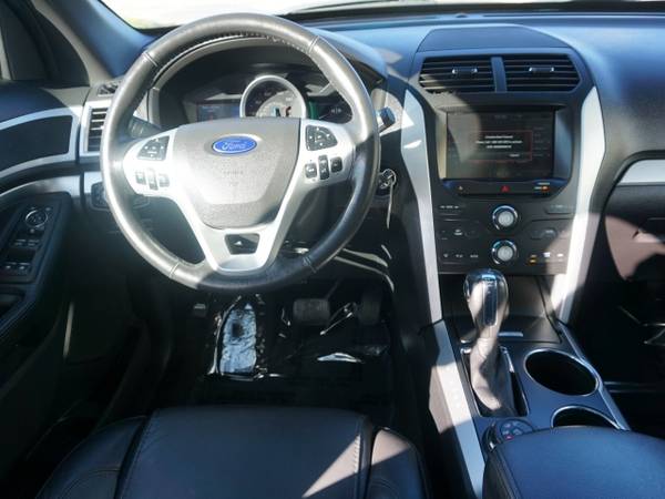2014 Ford Explorer XLT with - cars & trucks - by dealer - vehicle... for sale in Holland , MI – photo 11