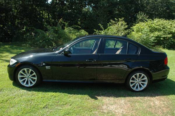 2011 BMW 328i X Drive - BLACK BEAUTY - All Wheel Drive for sale in Windham, MA – photo 5