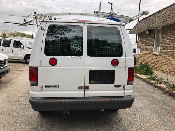 2006 ford e250 cargo van Runs and drives good 117k miles for sale in Bridgeview, IL – photo 7
