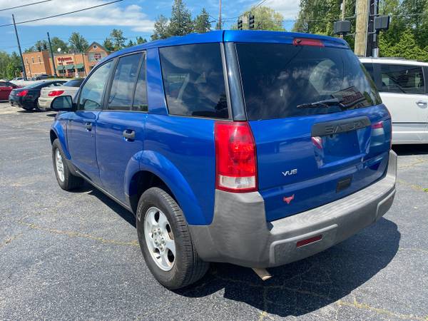 2004 Saturn VUE FWD - - by dealer - vehicle automotive for sale in Hendersonville, NC – photo 3