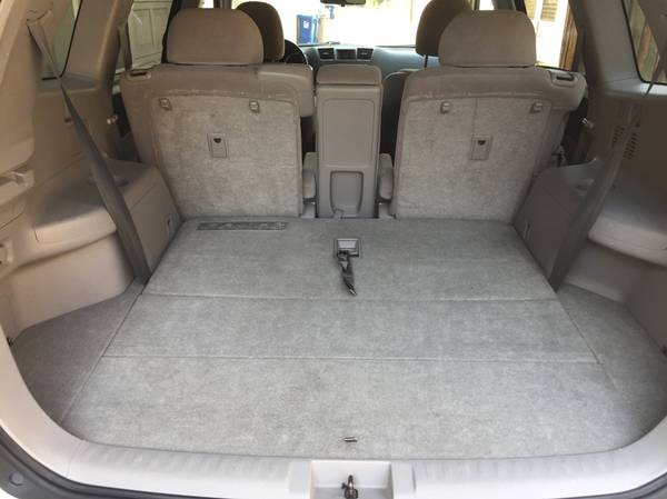 2008 Toyota Highlander 3rd seat, 3.5 V6, Well maintained, Beautiful... for sale in Santa Barbara, CA – photo 12
