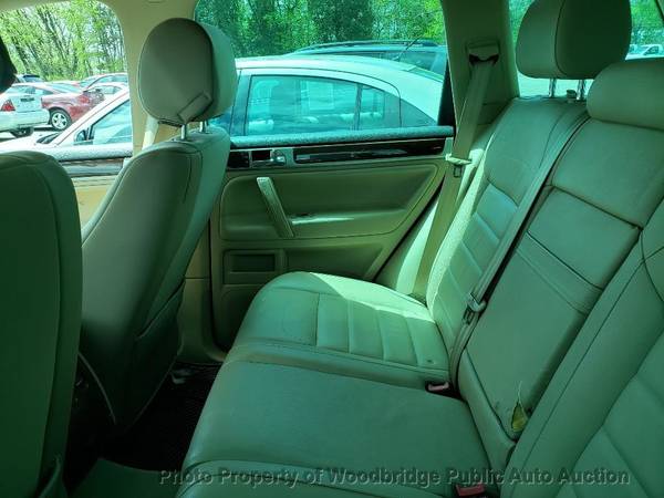 2008 Volkswagen Touareg 2 4dr V6 Gray - - by for sale in Woodbridge, District Of Columbia – photo 11