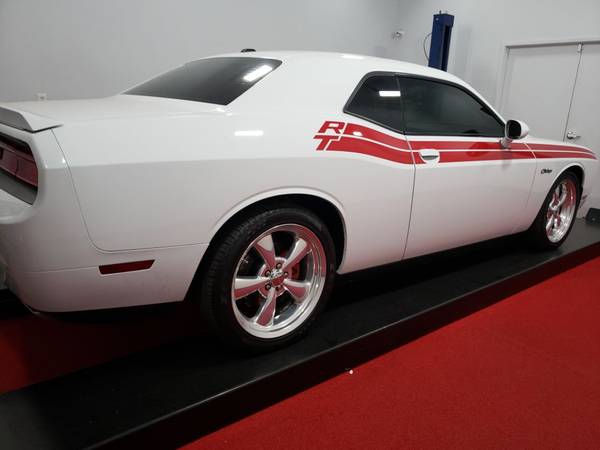 2012 Dodge Challenger RT come's with Life Time "Tire and Oil" plan for sale in Fontana, CA – photo 8