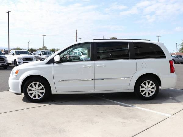 2016 Chrysler Town & Country Touring Passenger Van for sale in Walla Walla, WA – photo 4