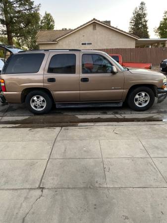 03 Chevrolet Tahoe for sale in Fresno, CA – photo 7