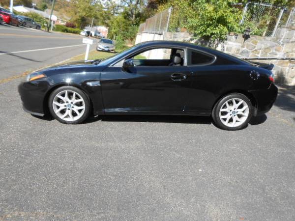 2008 Hyundai Tiburon GT ONLY 48K Miles Automatic Excellent Condition... for sale in Seymour, NY – photo 2