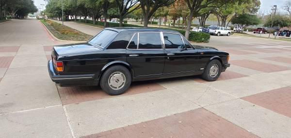 Classic Bentley Turbo r | good deal - cars & trucks - by dealer -... for sale in Dallas, IL – photo 3