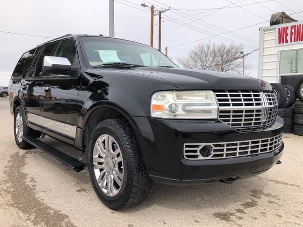 2008 Lincoln Navigator 4WD!! - cars & trucks - by dealer - vehicle... for sale in El Paso, TX – photo 3