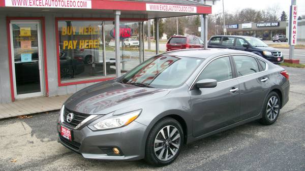 2017 Nissan Altima - Buy Here Pay Here - Drive Today! - cars & for sale in Toledo, OH