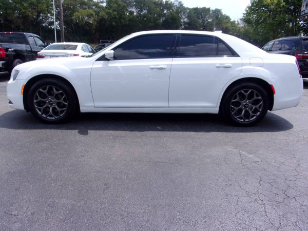 2016 Chrysler 300 S AWD Loaded (Low Miles) for sale in Georgetown, OH – photo 19