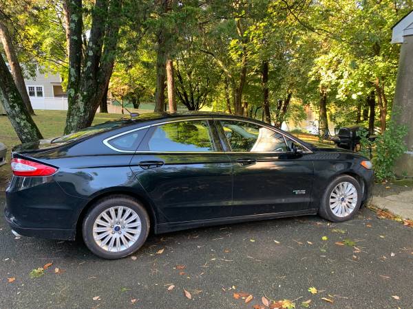 2014 Ford Fusion Plug for sale in Riverside, NY – photo 2