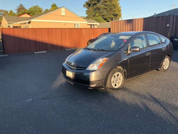 TOYOTA PRIUS 1 OWNER CLEAN TITLE NO ACCIDENTS for sale in San Carlos, CA – photo 2
