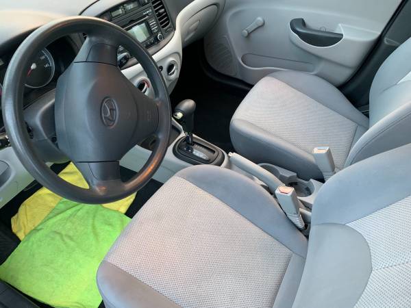 2010 hyundai accent- -- 4 door-- cold air-- - cars & trucks - by... for sale in Honolulu, HI – photo 6