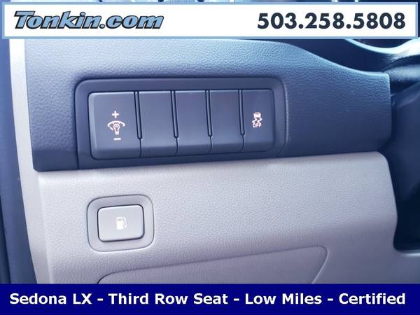 2017 Kia Sedona LX Passenger Van Certified for sale in Gladstone, OR – photo 15