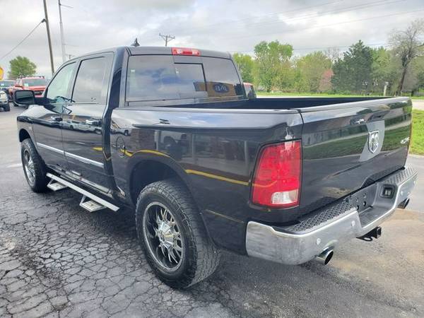 2016 Ram 1500 Crew Cab 4WD Big Horn Pickup 4D 5 1/2 ft Trades Welcome for sale in Harrisonville, MO – photo 12