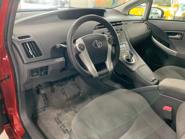2010 TOYOTA PRIUS III - cars & trucks - by dealer - vehicle... for sale in Springfield, IL – photo 9