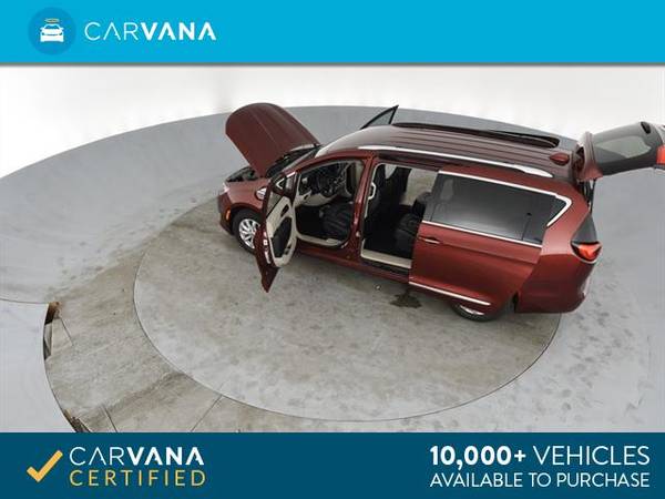 2018 Chrysler Pacifica Touring L Minivan 4D mini-van Dk. Red - FINANCE for sale in Phoenix, AZ – photo 13