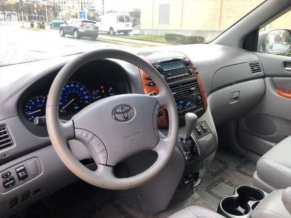 2009 Toyota Sienna - - by dealer - vehicle for sale in Arlington, District Of Columbia – photo 15