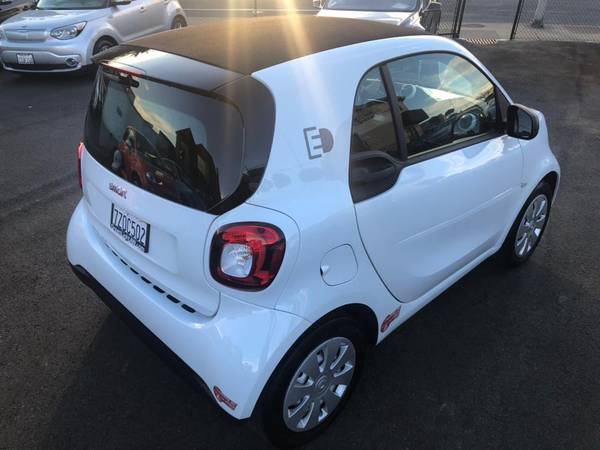 2017 Smart Fortwo Electric Drive ev specialist -peninsula - cars &... for sale in Daly City, CA – photo 8