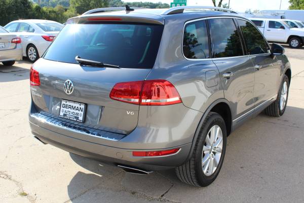 2014 Volkswagen Touareg Sport AWD*Only 65k*$299 Per Month* - cars &... for sale in Fitchburg, WI – photo 7