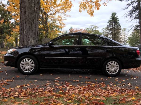 2005 TOYOTA CAMRY XLE 1 OWNER ONLY 79K MILES for sale in Wakefield, MA – photo 3