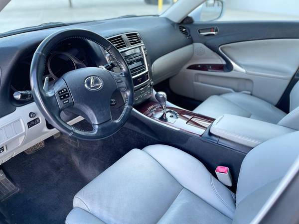 2006 Lexus IS250 All wheel Drive - - by dealer for sale in Lake Bluff, IL – photo 9