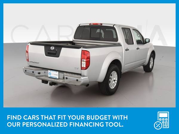 2016 Nissan Frontier Crew Cab SV Pickup 4D 5 ft pickup Silver for sale in Santa Fe, NM – photo 8