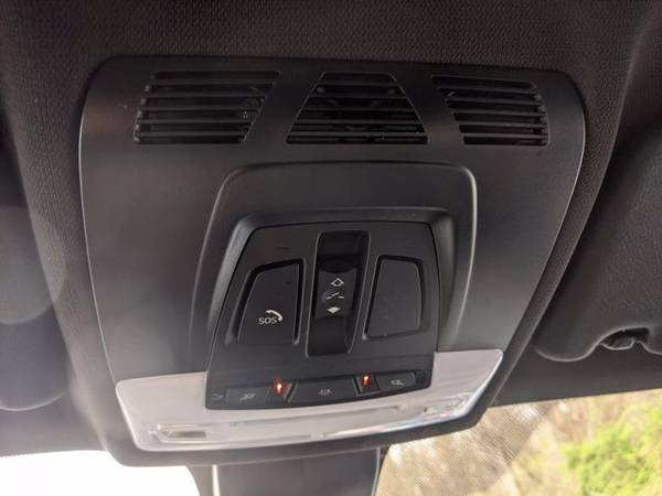 2018 BMW X1 xDrive28i AWD All Wheel Drive SKU: J5L26589 - cars & for sale in Mount Kisco, NY – photo 16