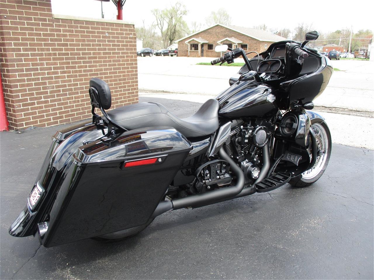 2015 Harley-Davidson FLTRXS for sale in Sterling, IL – photo 7